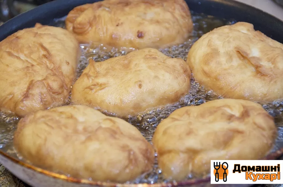 смажені пиріжки - фото крок 8
