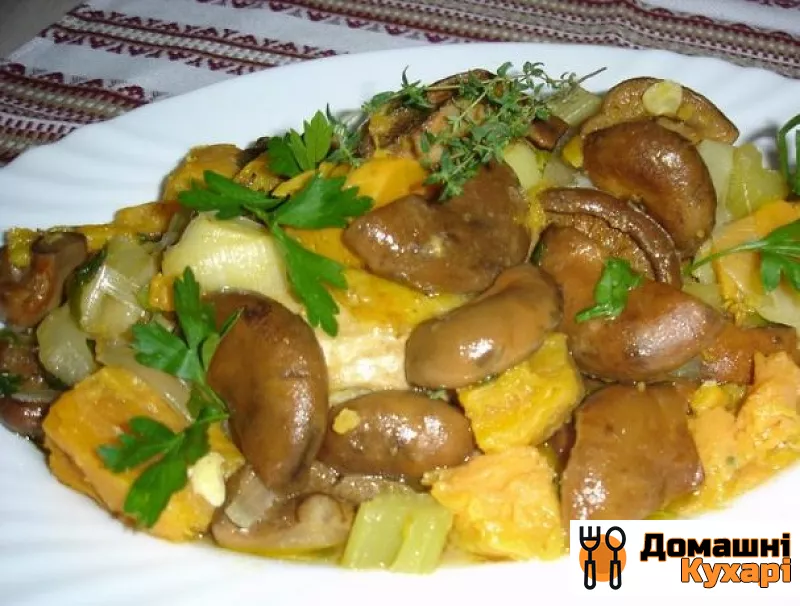 Печеня з куркою і грибами