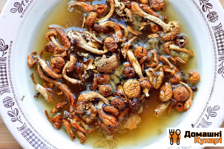 Печеня з лісовими грибами 