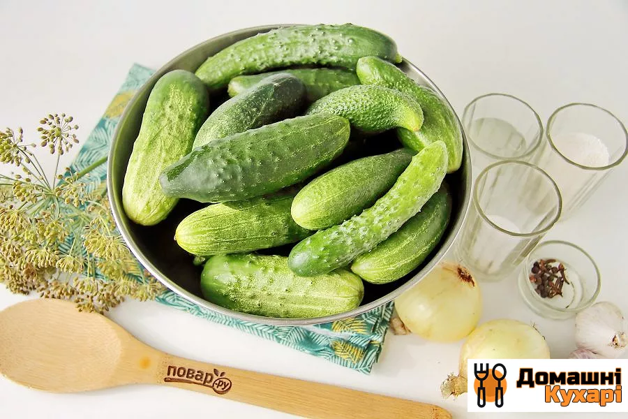 Огірки 