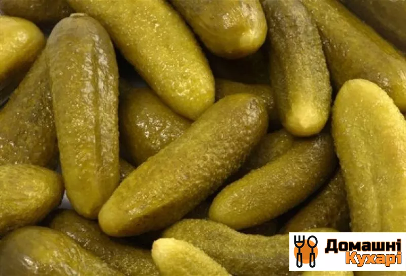 Огірки з часником на зиму
