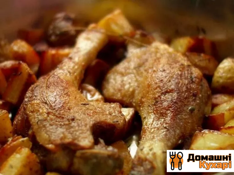 Стегенця курячі з картоплею
