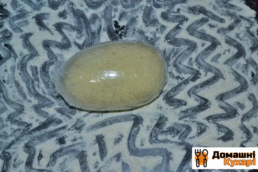 Піца з куркою і ананасами - фото крок 3